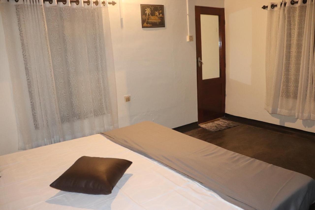 Piggy Hostel Варкала Экстерьер фото