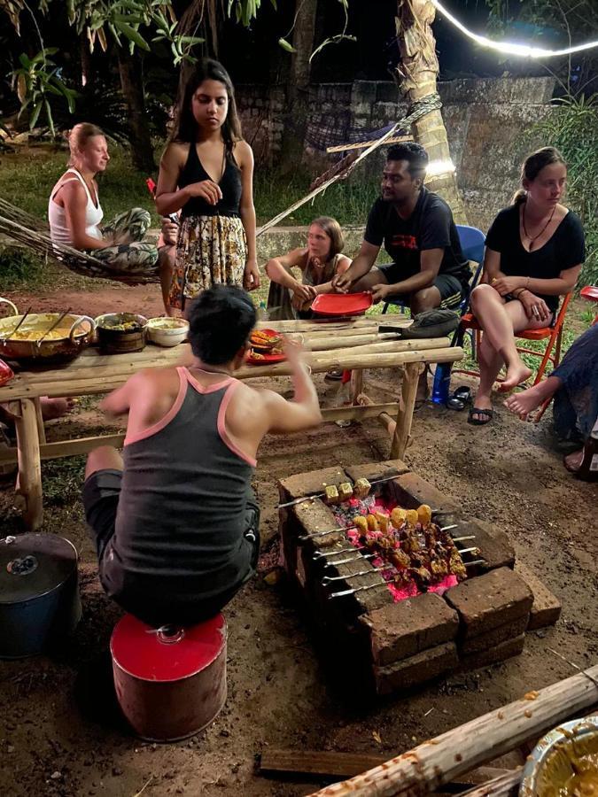 Piggy Hostel Варкала Экстерьер фото